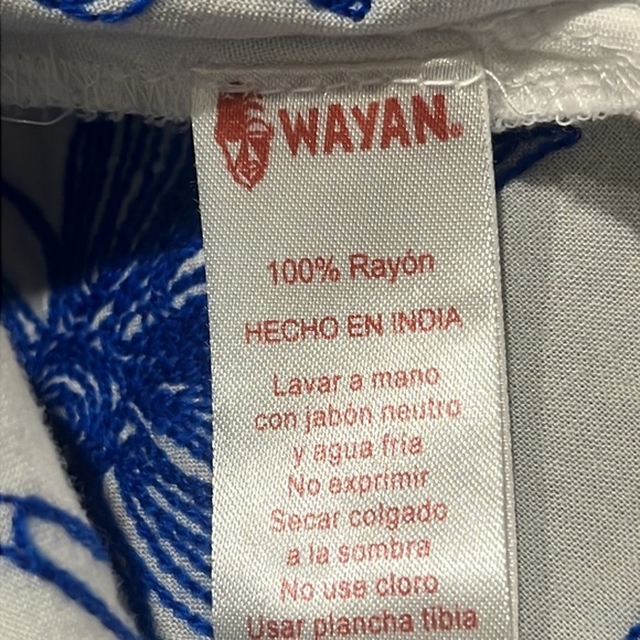 WAYAN NATURAL WEAR, Chic White Dress with Blue Embroidery SIZE M - Picture 10 of 11
